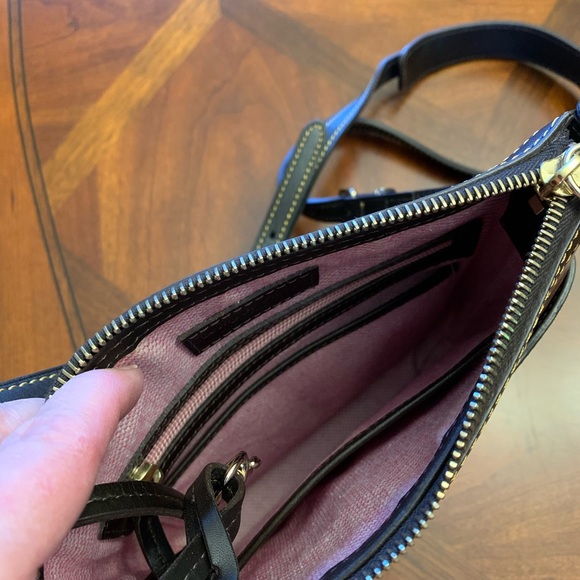 Dooney & Bourke Burgundy and Black Leather Croc Embossed Bag with storage bag. - Picture 6 of 13